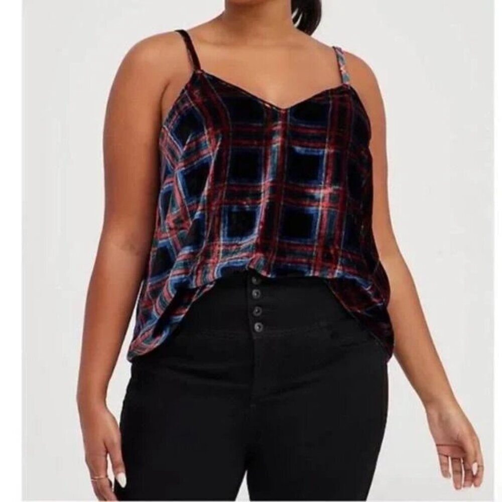 TORRID Women Velvet Cami Top Cropped Sophie Tank Swing Size 0/L Black 2-5 - Picture 2 of 14